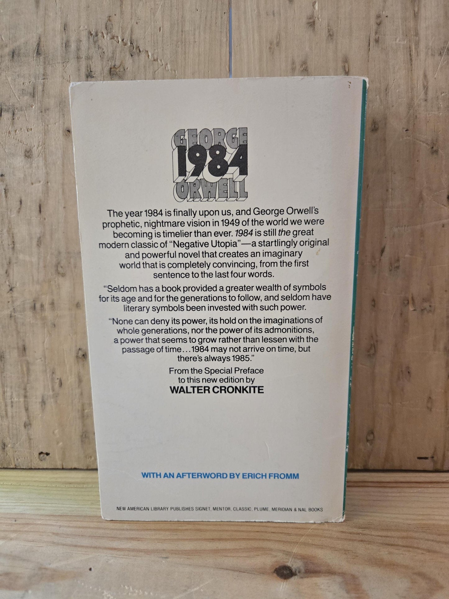 1984 // George Orwell // Signet 65th Printing 1983 // Vintage Paperback Dystopian