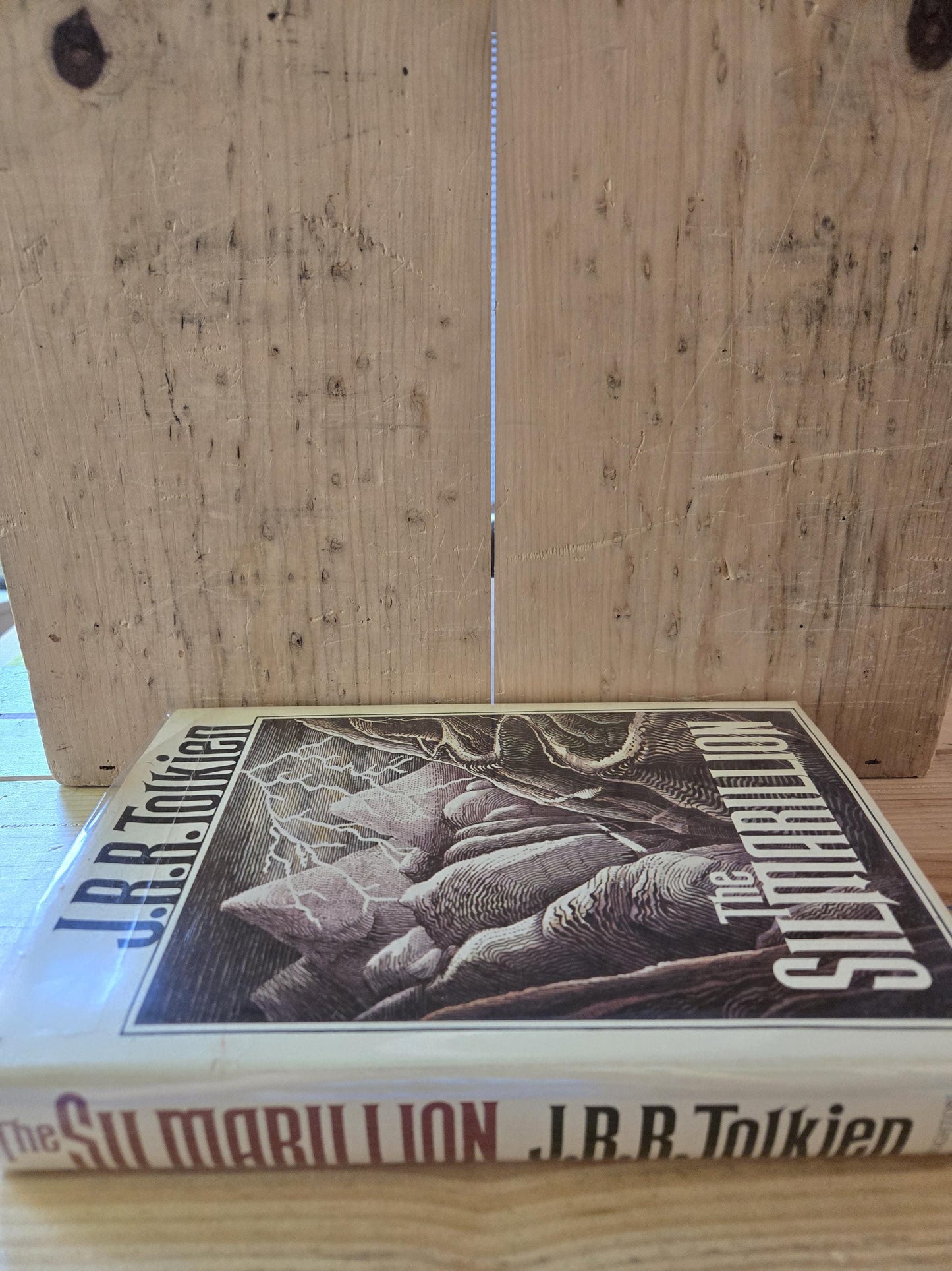 The Silmarillion // J.R.R. Tolkien // 1st American Edition 1st Printing 1977 // Vintage Hardcover with Map