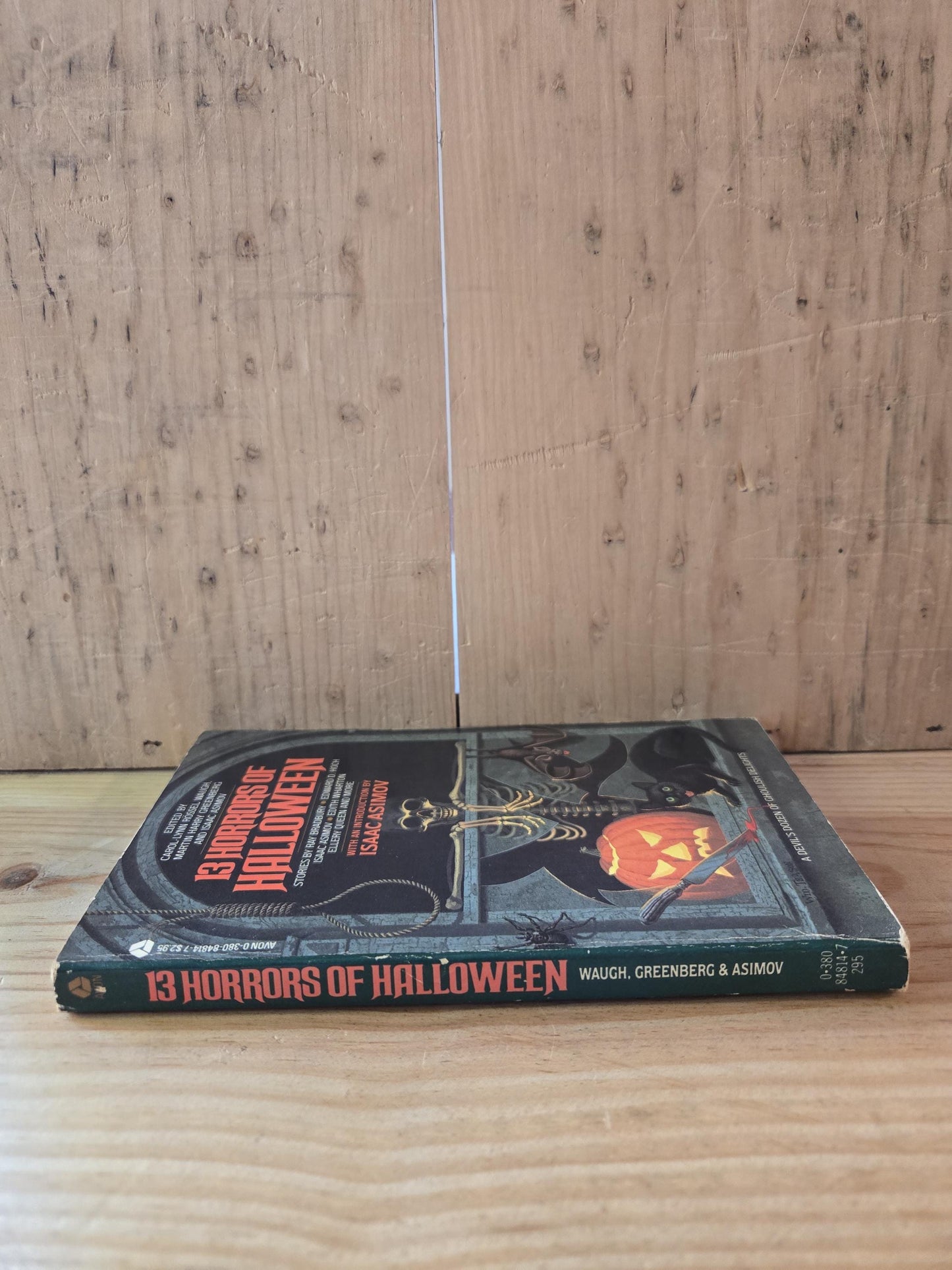 13 Horrors of Halloween // Edited by Carol-Lynn Rossel Waugh, Martin Harry Greenberg, and Isaac Asimov // 1983 // Vintage Paperback