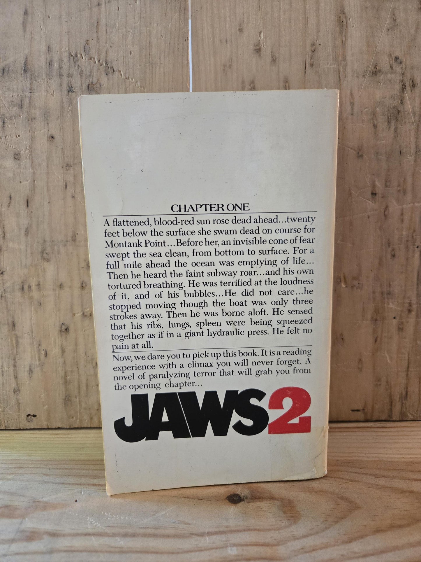 Jaws 2 // Hank Searls // 1978 // Vintage Paperback Horror Thriller