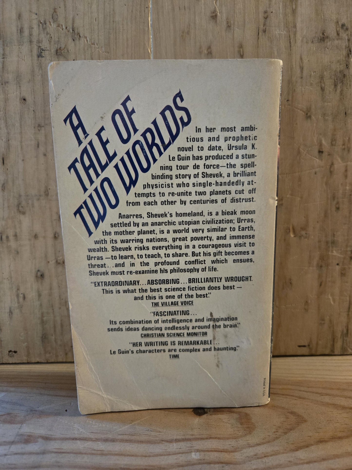 The Dispossessed // Ursula K. Le Guin // 8th Printing 1975 // Vintage Paperback Sci-fi