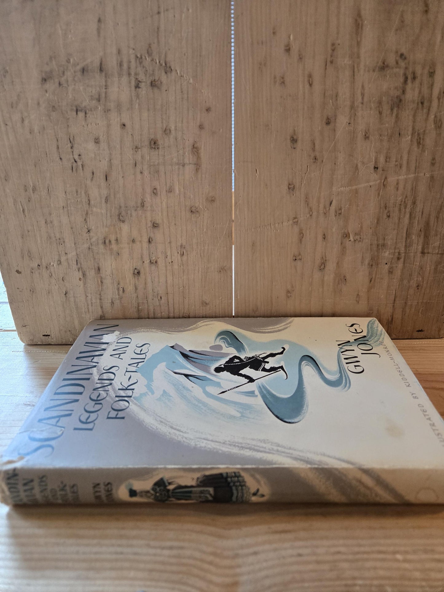 Scandinavian Legends and Folk-tales // Retold by Gwyn Jones // 1956 // Vintage Hardcover Mythology