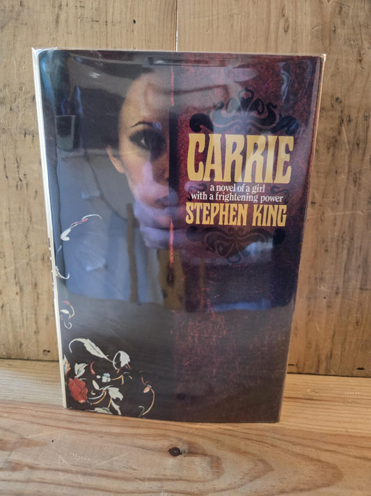 Carrie // Stephen King // Book Club Edition 1974 // Vintage Hardcover Horror