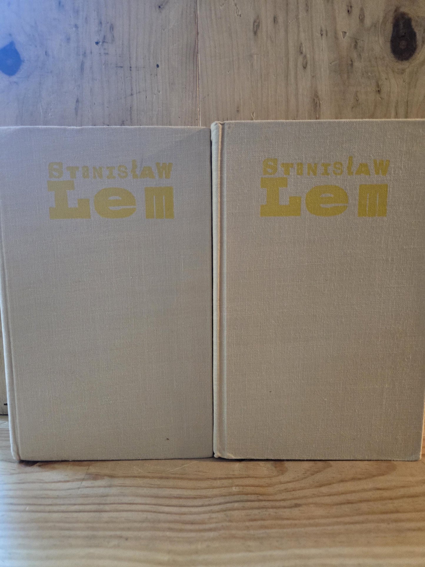 Fantasytyka i Futurologia (2 Volumes) // Stanislaw Lem // 1973 // Vintage Hardcover Essay Science Fiction Futurology