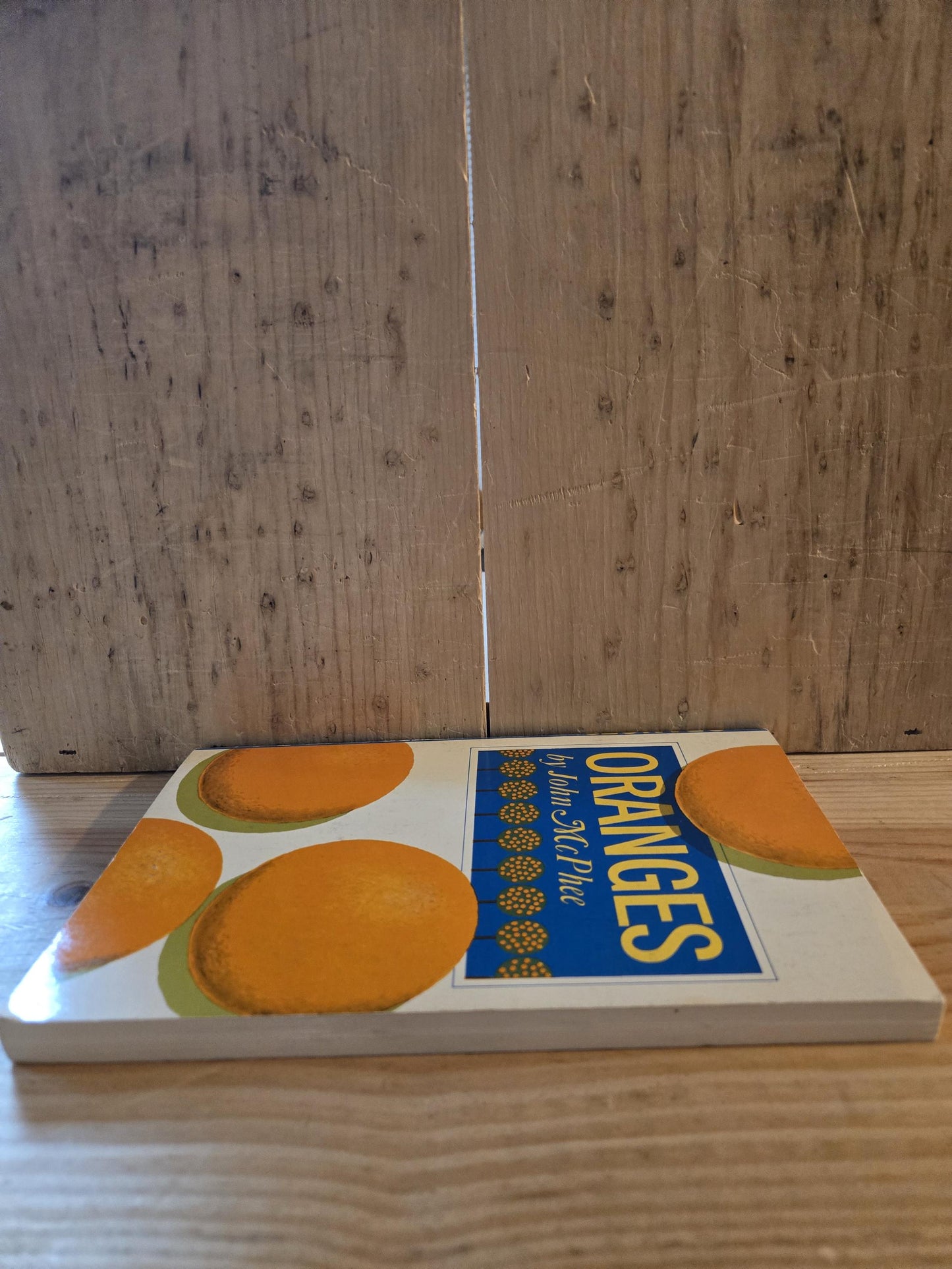 Oranges // John McPhee // 6th Printing 1978 // Vintage Paperback Essays Food History