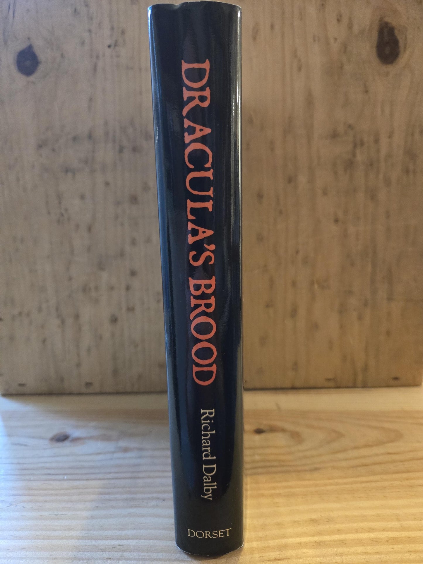 Dracula's Brood // Selected and Introduced by Richard Dalby // 1991 // Vintage Hardcover Horror Suspense